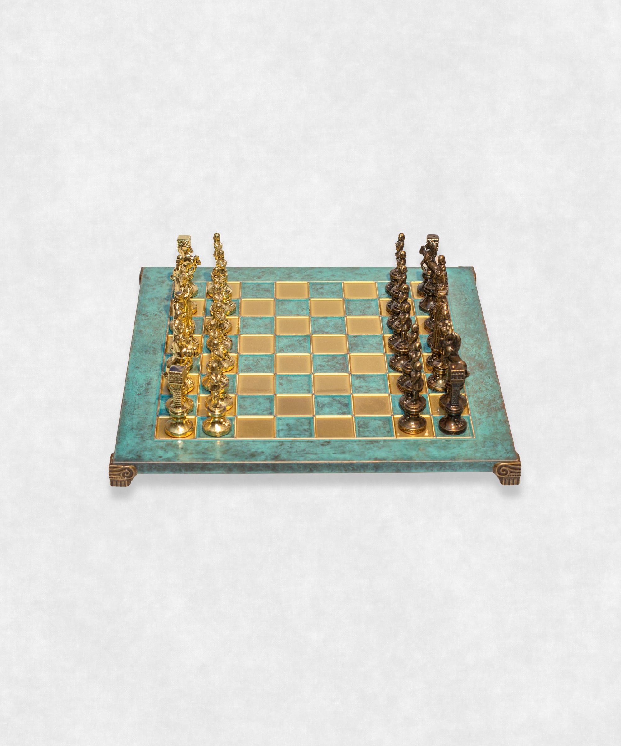 Handmade Luxury Chess Renaissance Bronze And Brass Alternative view - Maison Davis