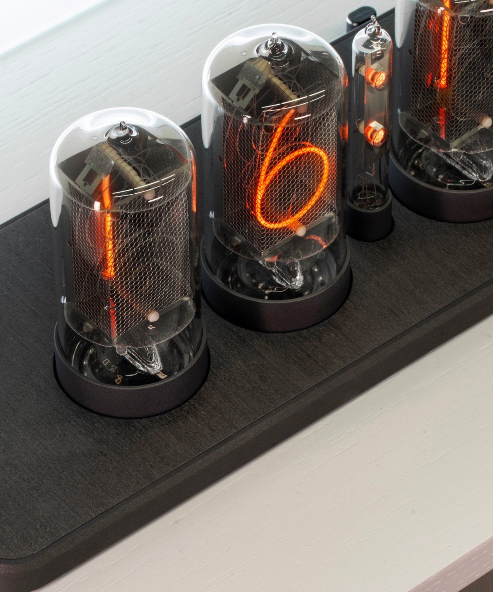 Omnixie Clock