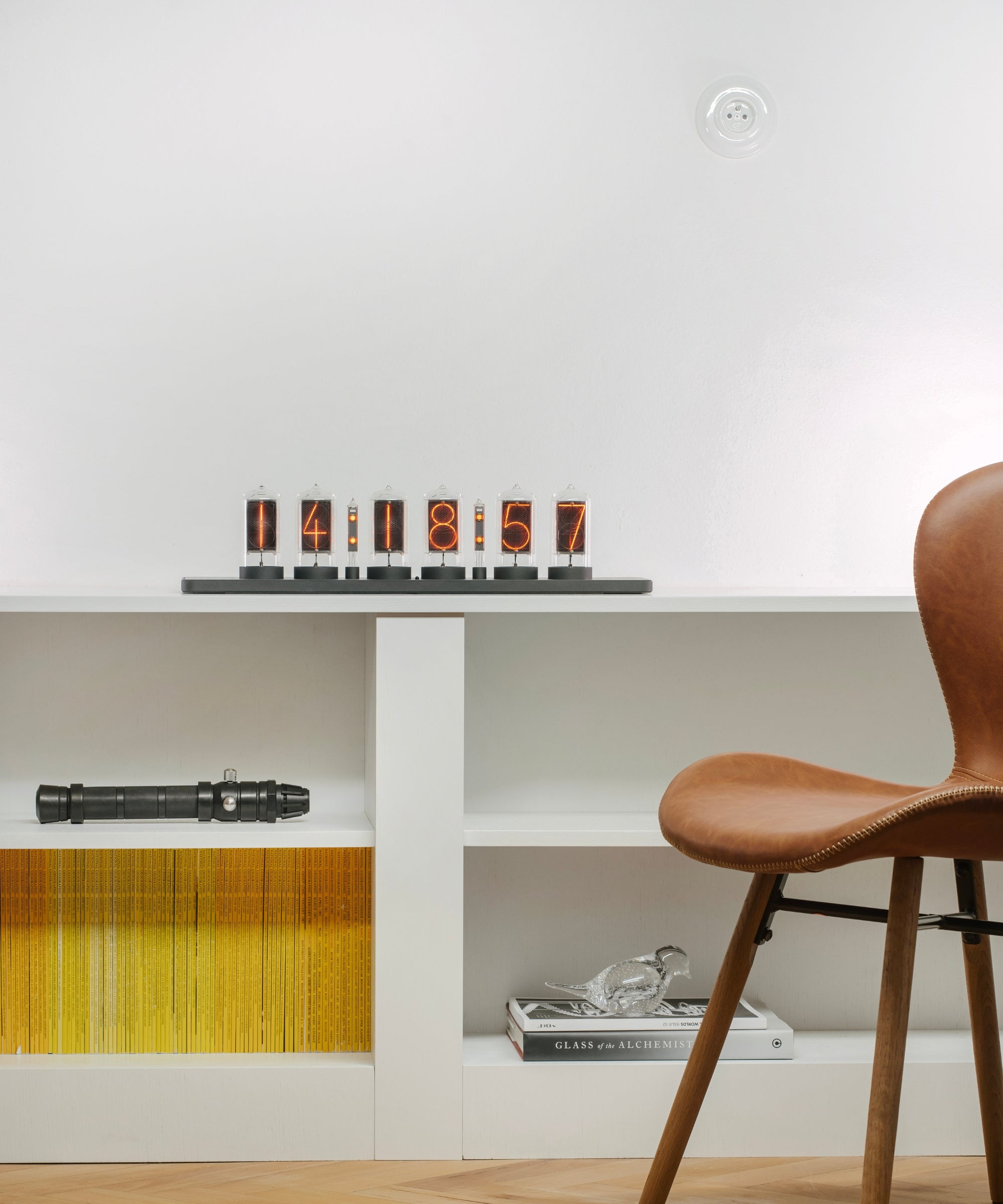 Omnixie Clock